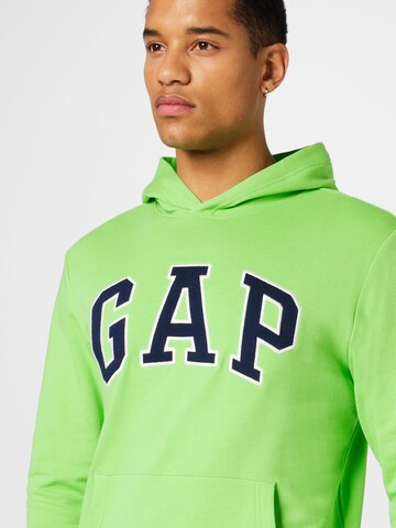 GAP Regular fit Μπλούζα φούτερ σε πράσινο