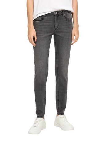 QS Regular Jeans in Grey: front