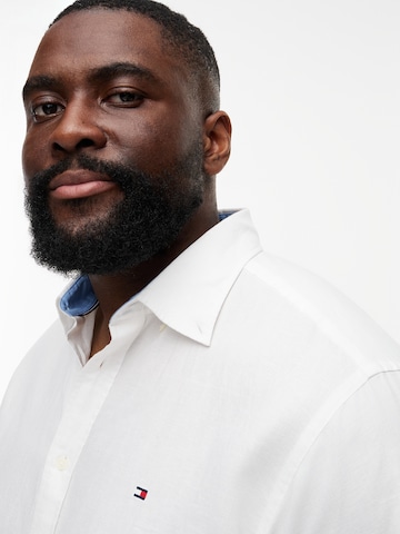 Tommy Hilfiger Big & Tall Regularny krój Koszula w kolorze biały