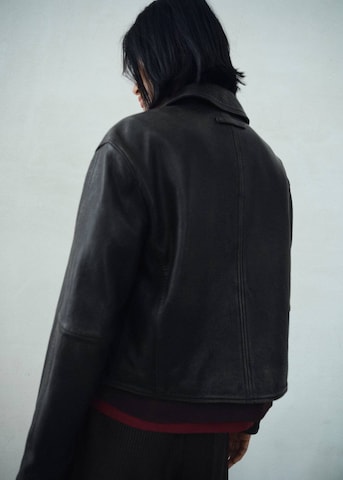 MANGO Übergangsjacke in Schwarz