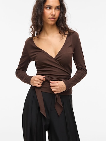 VILA Shirt 'VIGina' in Bruin