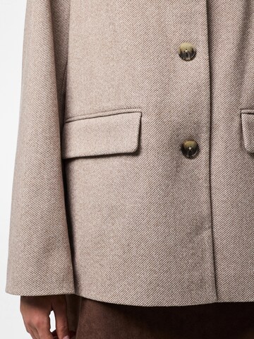 PIECES Демисезонное пальто 'PCBIANCA' в Серый