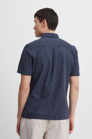 Casual Friday - Regular Fit Camisa 'Anton' em azul