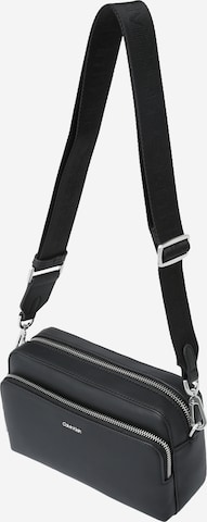 Calvin Klein Crossbody Bag in Black