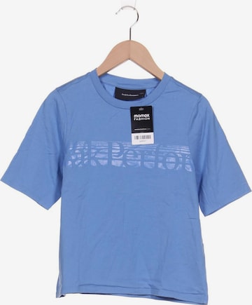 PEAK PERFORMANCE T-Shirt S in Blau: predná strana
