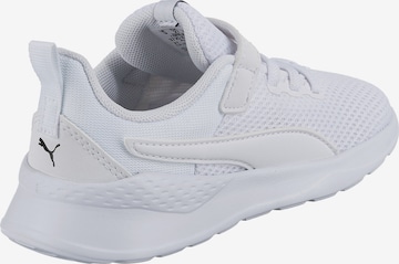 Baskets 'Anzarun' PUMA en blanc