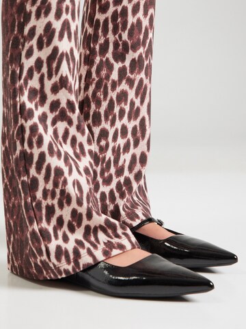OH APRIL Levenevä Leggingsit 'Tia' värissä ruskea