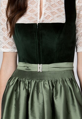 STOCKERPOINT Dirndl in Green