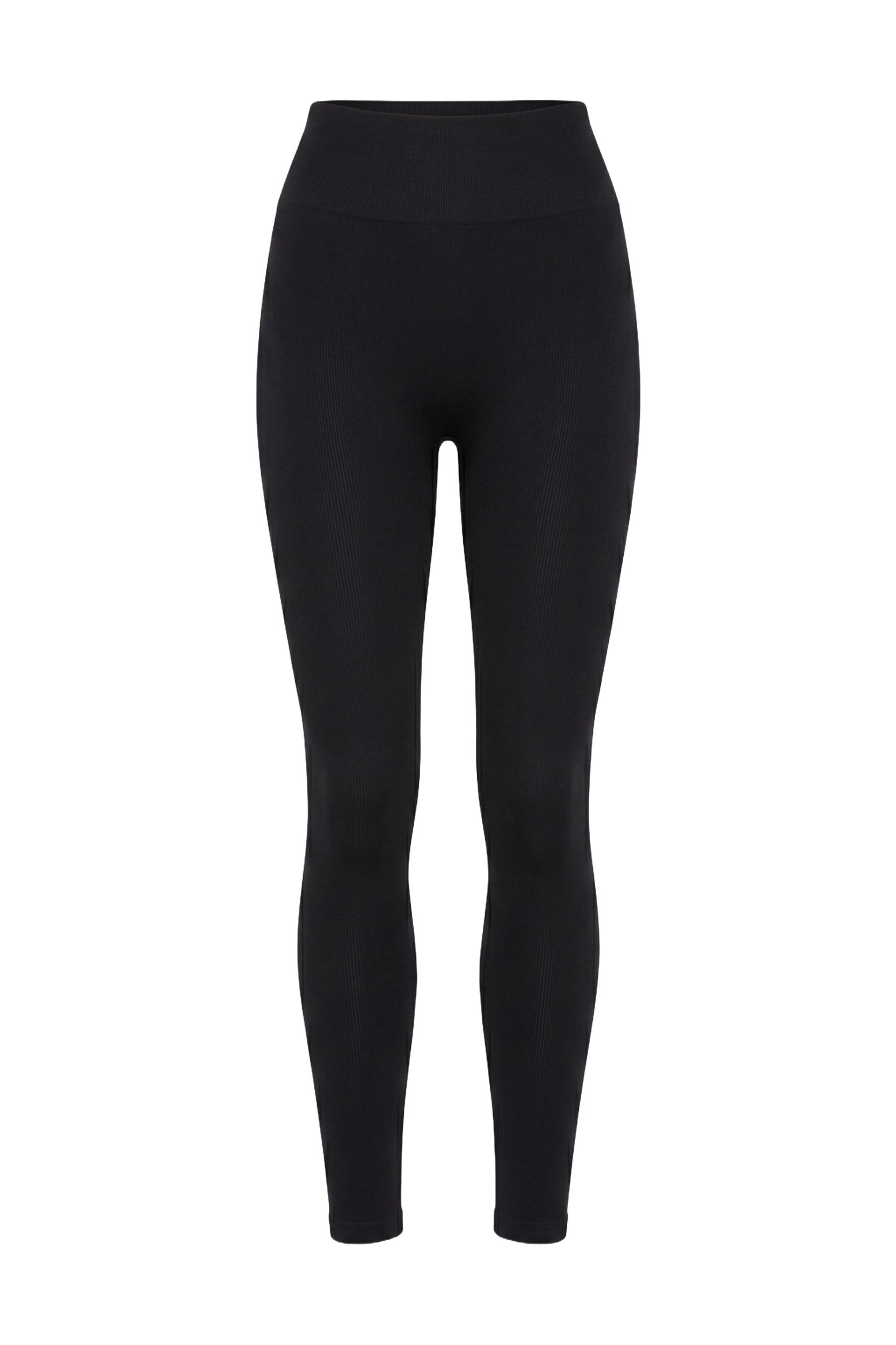 Alexa Dash Skinny Leggings in Schwarz: Vorderseite