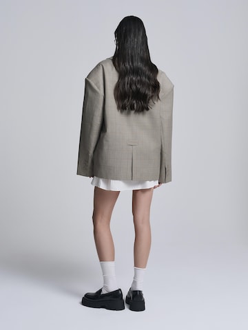 AEMMI Blazer in Grey