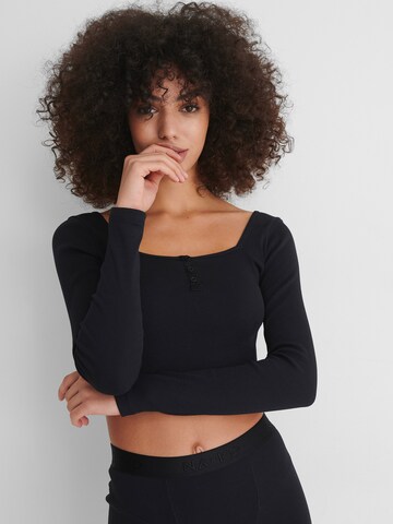 hunkemöller x NA-KD - Camisa 'Zia' em preto: frente