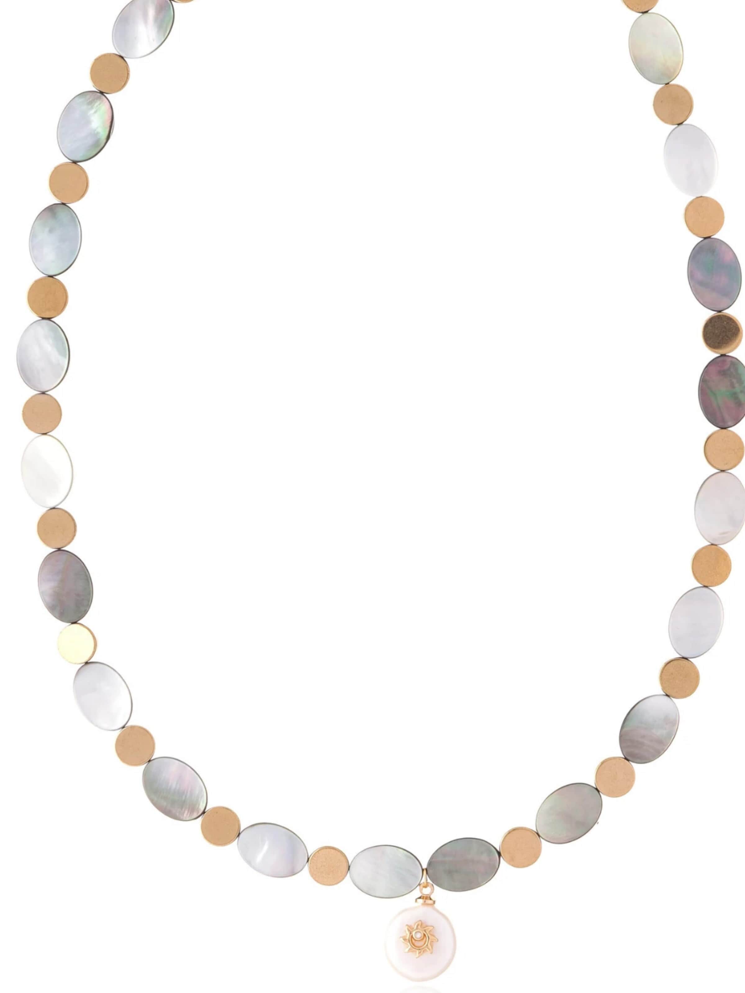 THE GEM STORIES JEWELRY Halsband 'Black Coral Mother Pearl Necklace with Sun Element' i grå