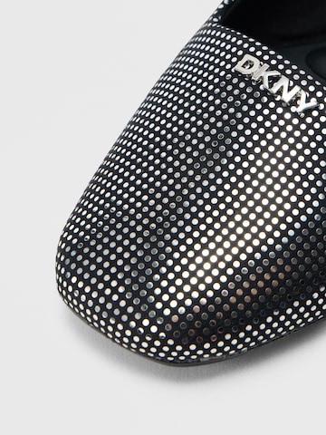 Ballerina di DKNY in nero