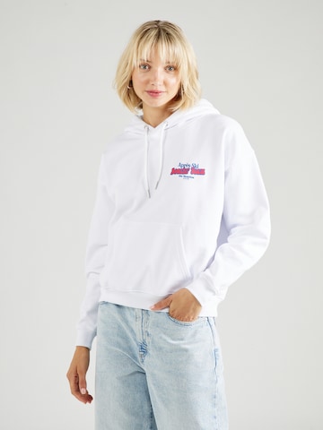 On Vacation Club Sweatshirt 'Après Ski' in White: front
