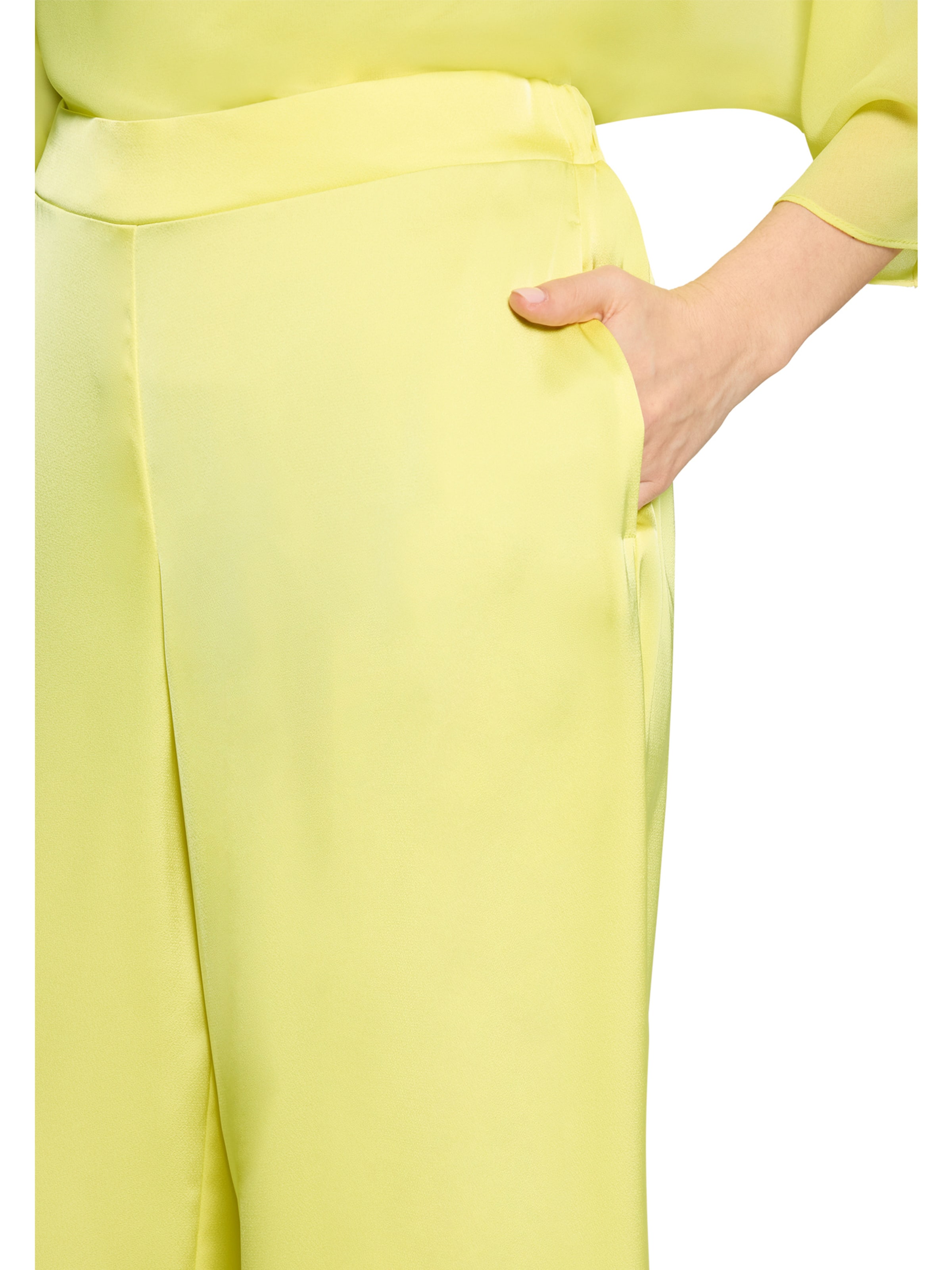 Betty Barclay Regular Pants in Green