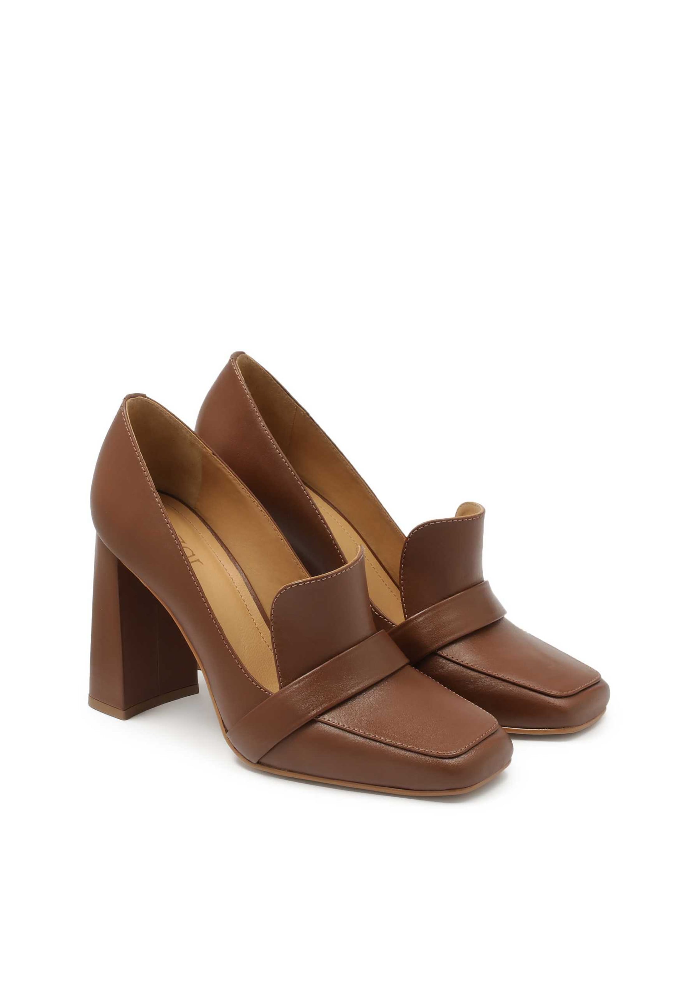 Kazar Pumps in Brown