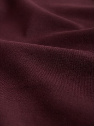 self. Tapered Hose in Rot