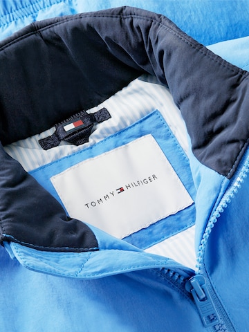TOMMY HILFIGER Tussenjas 'Essential' in Blauw