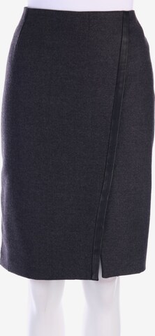 Zapa Skirt in M in Grey: front