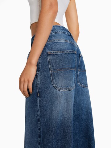 Wide leg Jeans de la Bershka pe albastru