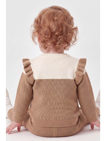 GUESS Set in Beige
