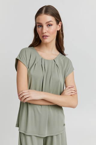 Oxmo Blouse in Green: front