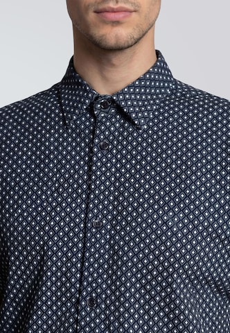 Coupe regular Chemise Clean Cut Copenhagen en bleu