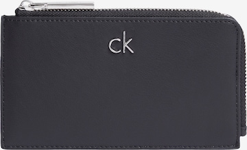 Calvin Klein Kotelo värissä musta: etupuoli