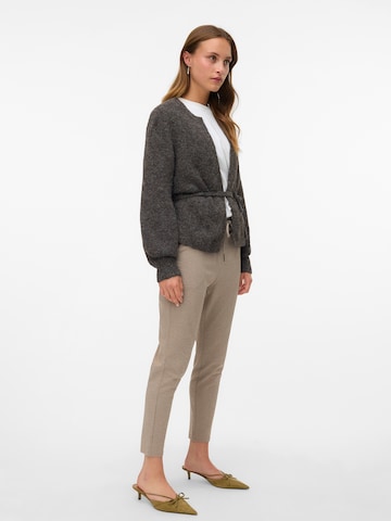 VERO MODA Tapered Broek 'VMEva' in Bruin