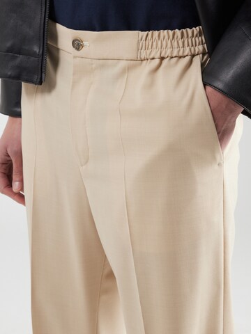 HUGO - regular Pantalón de pinzas en beige