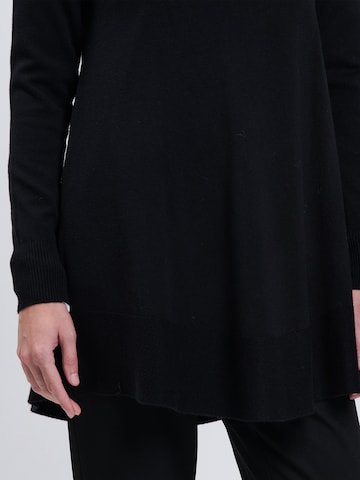 Influencer Pullover in Schwarz