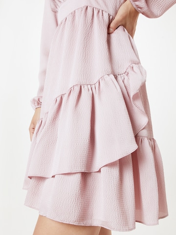 Robe de cocktail SWING en rose