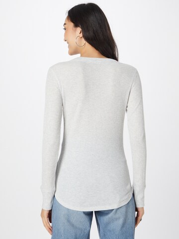 GAP - Camiseta en gris