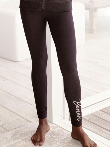 BENCH Skinny Leggings in Grey: front