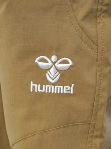 Hummel Tapered Broek 'WALKY' in Bruin