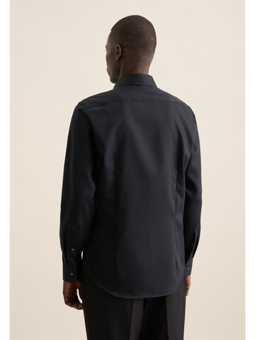 Coupe regular Chemise business SEIDENSTICKER en noir
