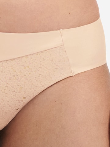 Chantelle Slip 'Easy Feel Norah' in 