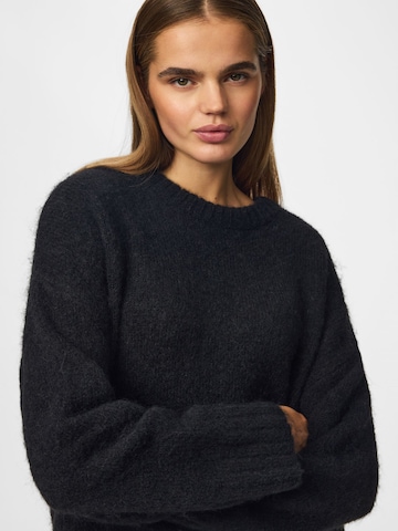 PIECES Sweater 'PCTina' in Black