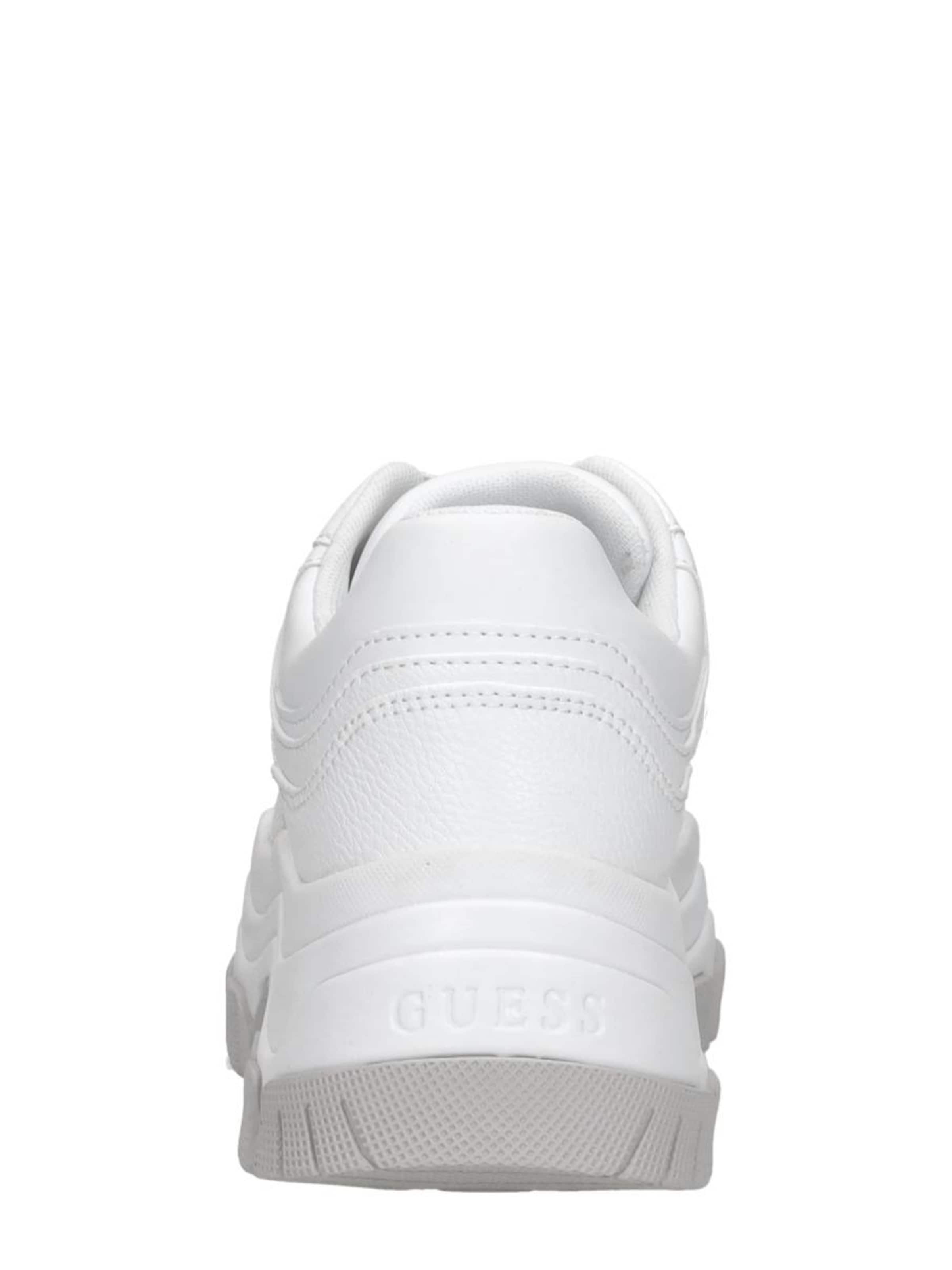 GUESS Sneakers laag 'Brecky' in Wit
