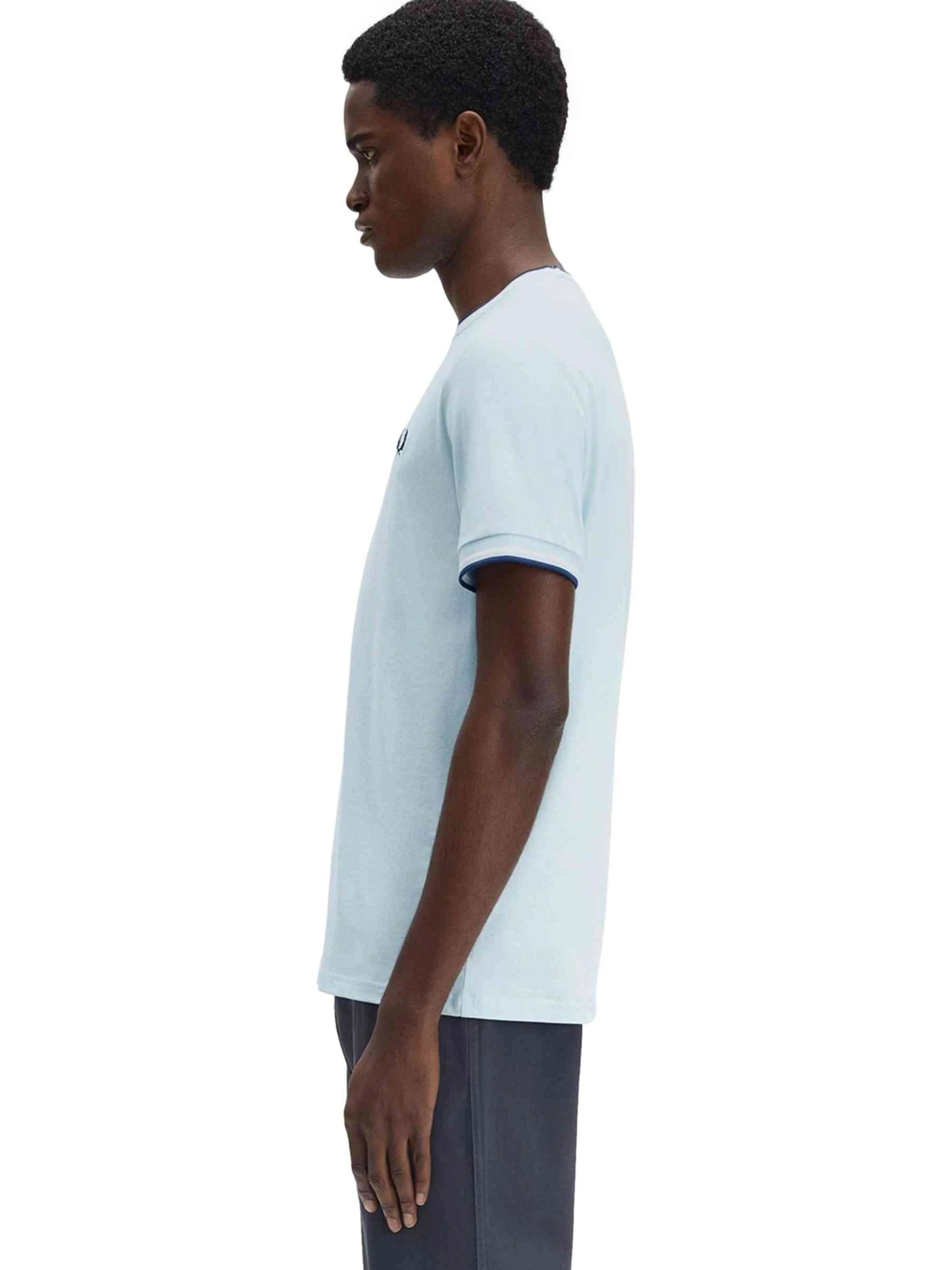 Fred Perry - Camiseta 'Cmaiseta fred perry celeste contrast ribeted tee' en azul
