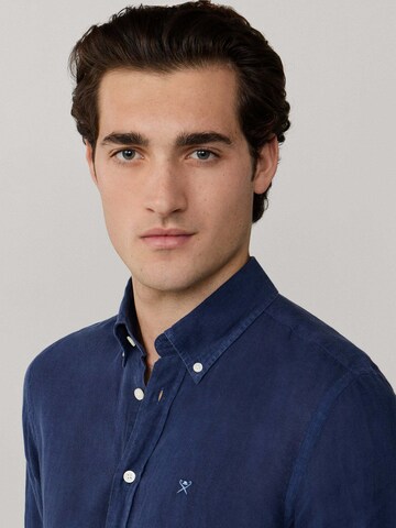 Coupe regular Chemise Hackett London en bleu