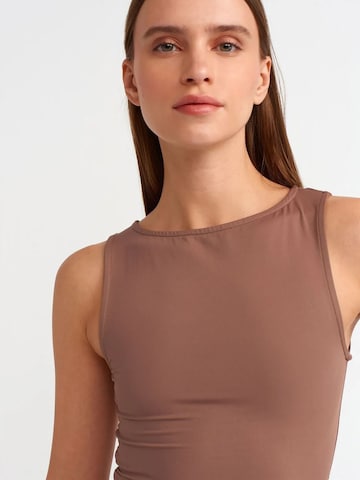 Dilvin - Vestido 'Mini' em castanho