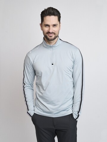 Backtee Base Layer in Grey: front