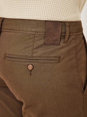 REDPOINT Slimfit Chinohose in Braun