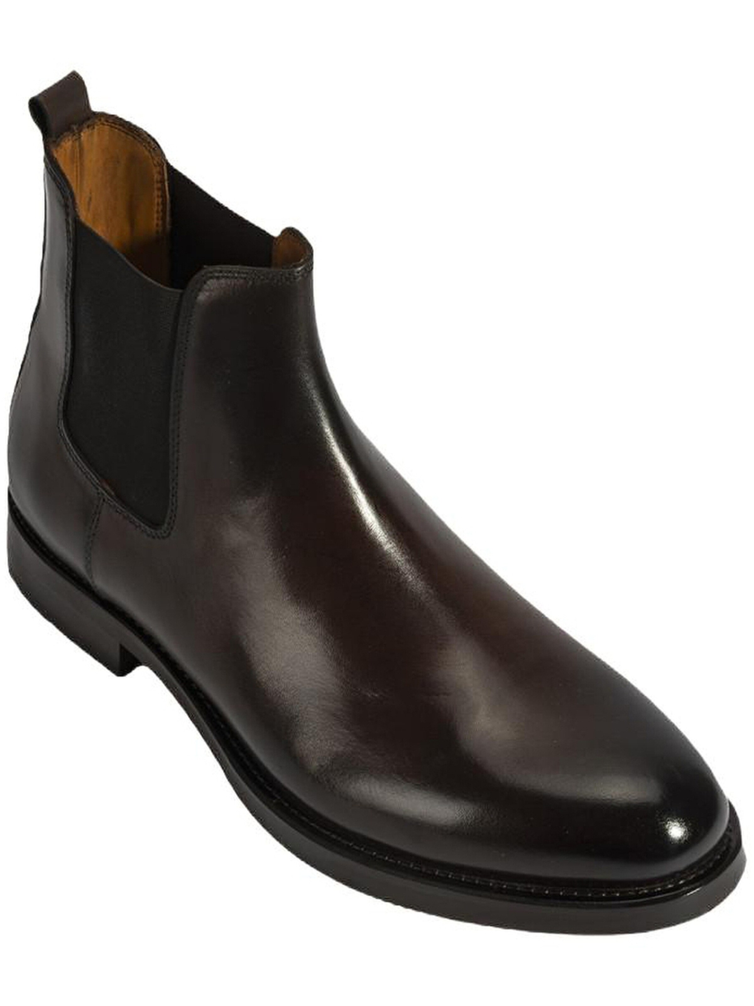 Desa Boots in Brown