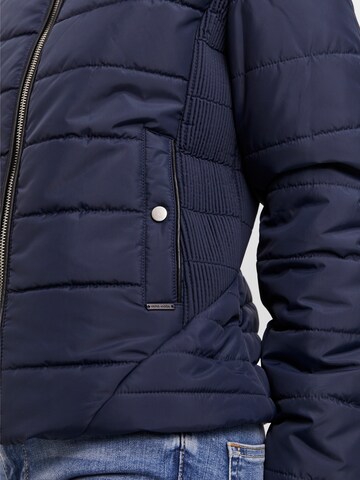 VERO MODA Přechodná bunda 'Clarisa' – modrá