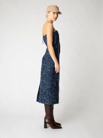 Résumé Mekko 'Tacoma' värissä sininen