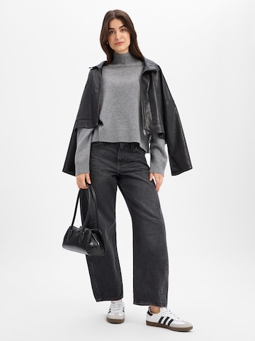 Pull-over 'Lyzima' DRYKORN en gris : devant