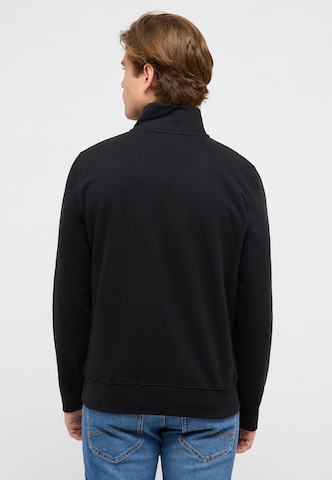 MUSTANG Sweatshirt 'Franklin' in Black