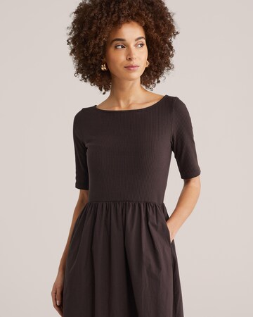 WE Fashion Φόρεμα σε καφέ